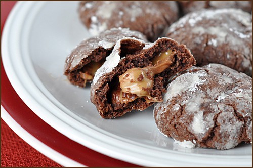 Caramel Filled Chocolate Cake Cookies (a.k.a. Rolo Cookies) | Very Culinary