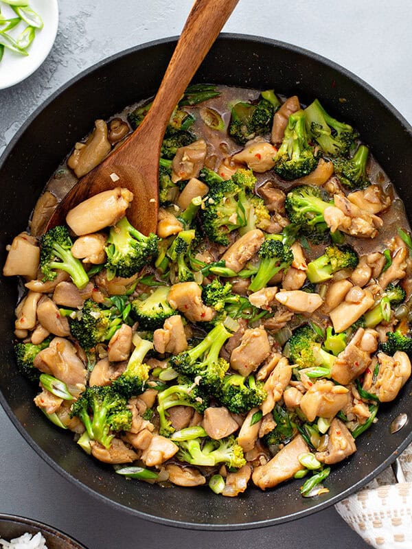 overhead chicken broccoli stir fry in skillet