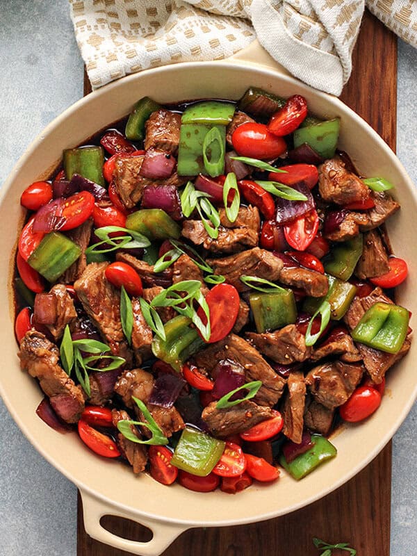 overhead pepper steak stir fry in skillet