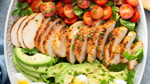 what dressing goes with cobb salad for dinner Absolutely Delightful Grilled Chicken Cobb Salad With Perfectly Boiled  Eggs!