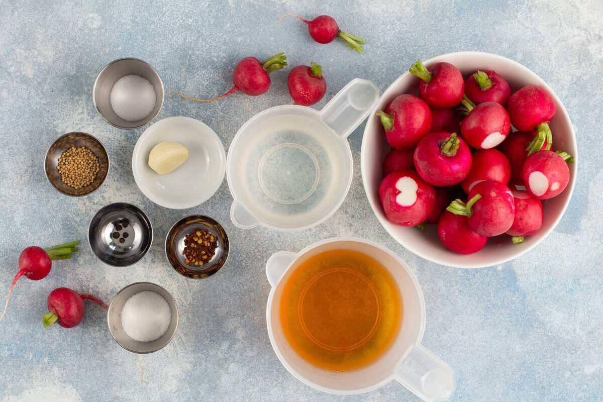 Ingredients to make pickled radishes.
