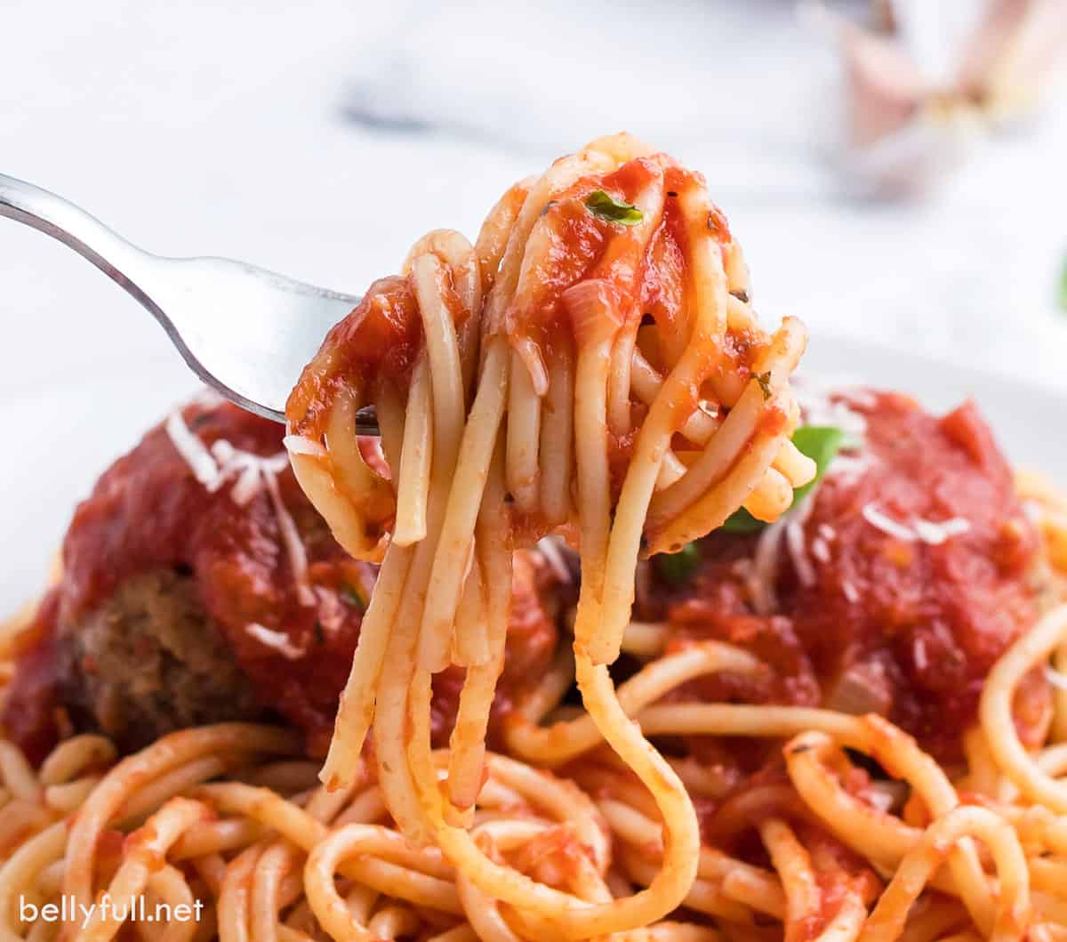 Marinara Sauce Recipe {quick and easy!} Belly Full