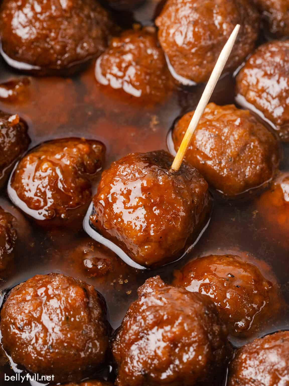 Crockpot Grape Jelly Meatballs {4 ingredients!} Belly Full