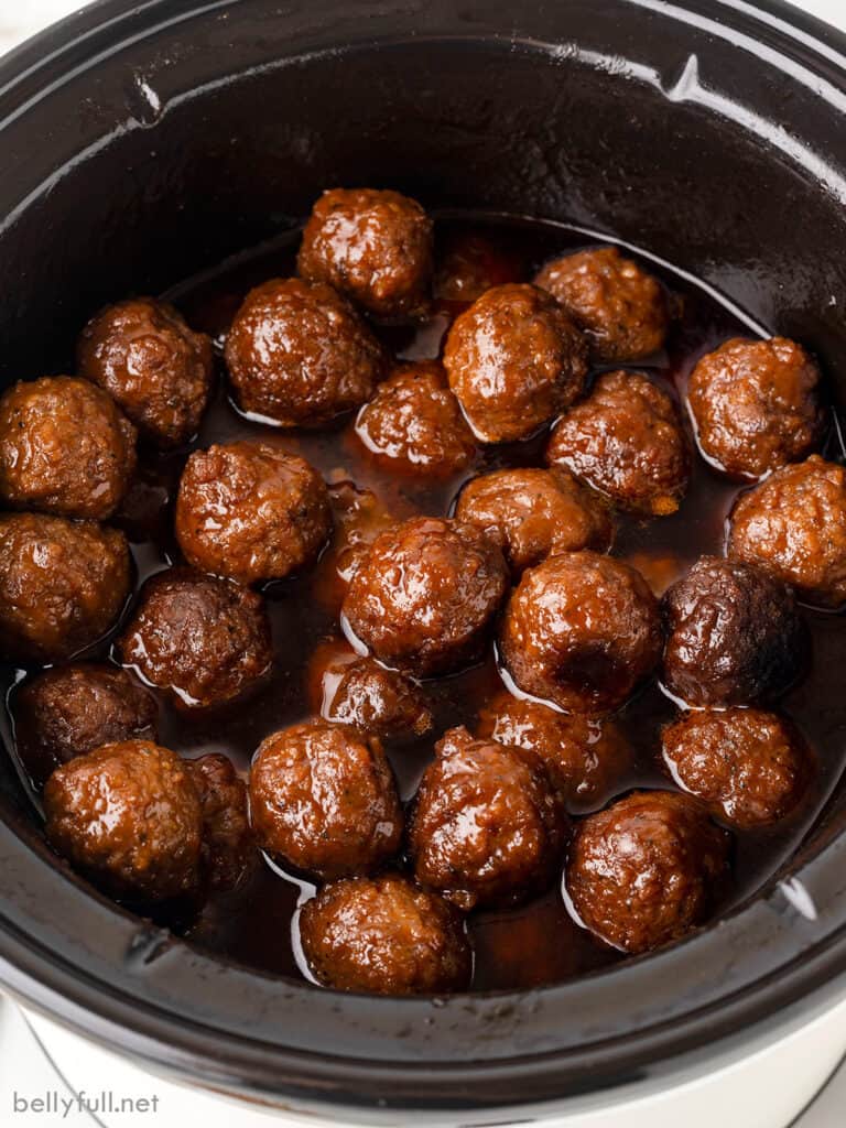 Crockpot Grape Jelly Meatballs {4 ingredients!} Belly Full