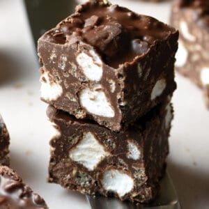 stack of 2 rocky road avalanche bars