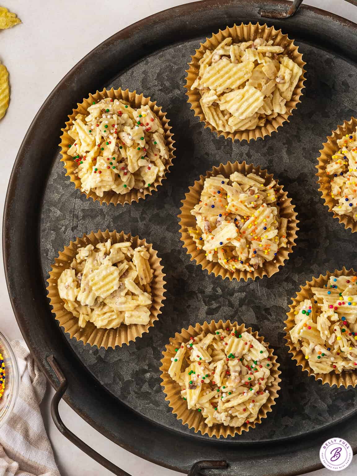 Chocolate Potato Chip Clusters {SO EASY!} Belly Full