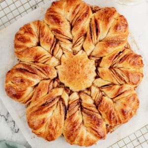 Overhead view of cinnamon sugar star bread