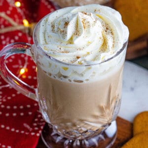Angled overhead view of a gingerbread latte