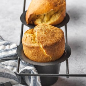 golden domed popover roll in pan