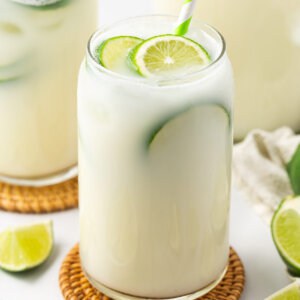 A glass of Brazilian limeade