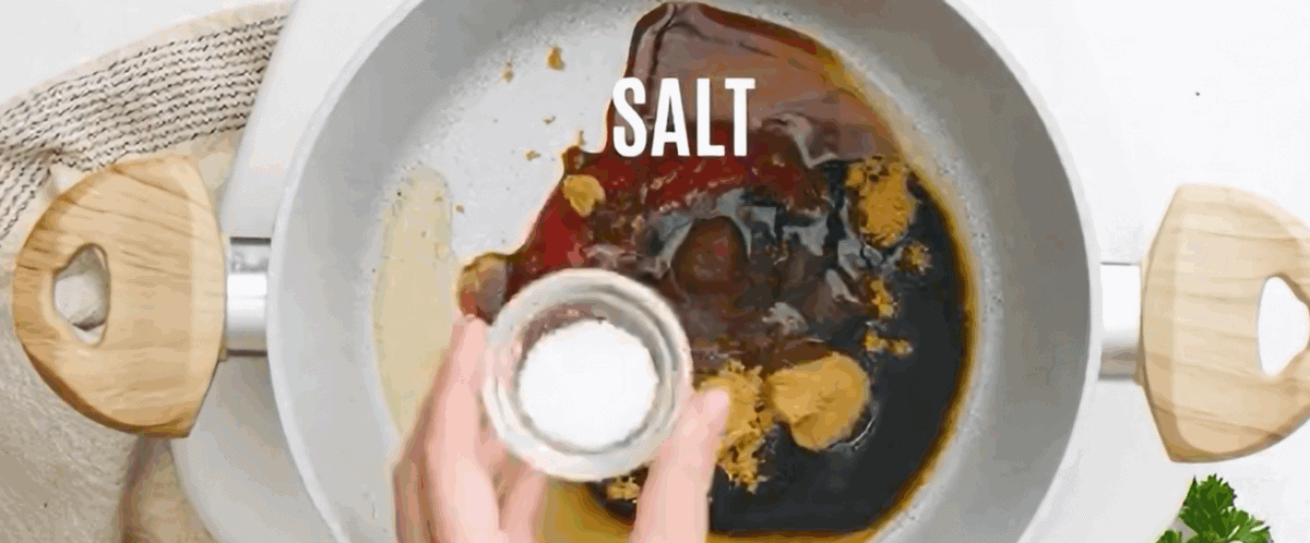 Making the sauce for the beans.