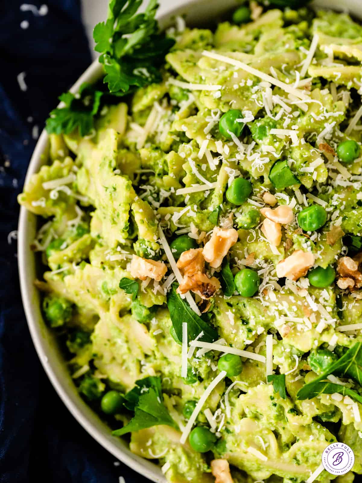 pasta with pea parsley pesto sauce