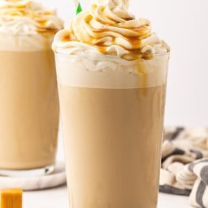 A copycat Starbucks caramel frappe