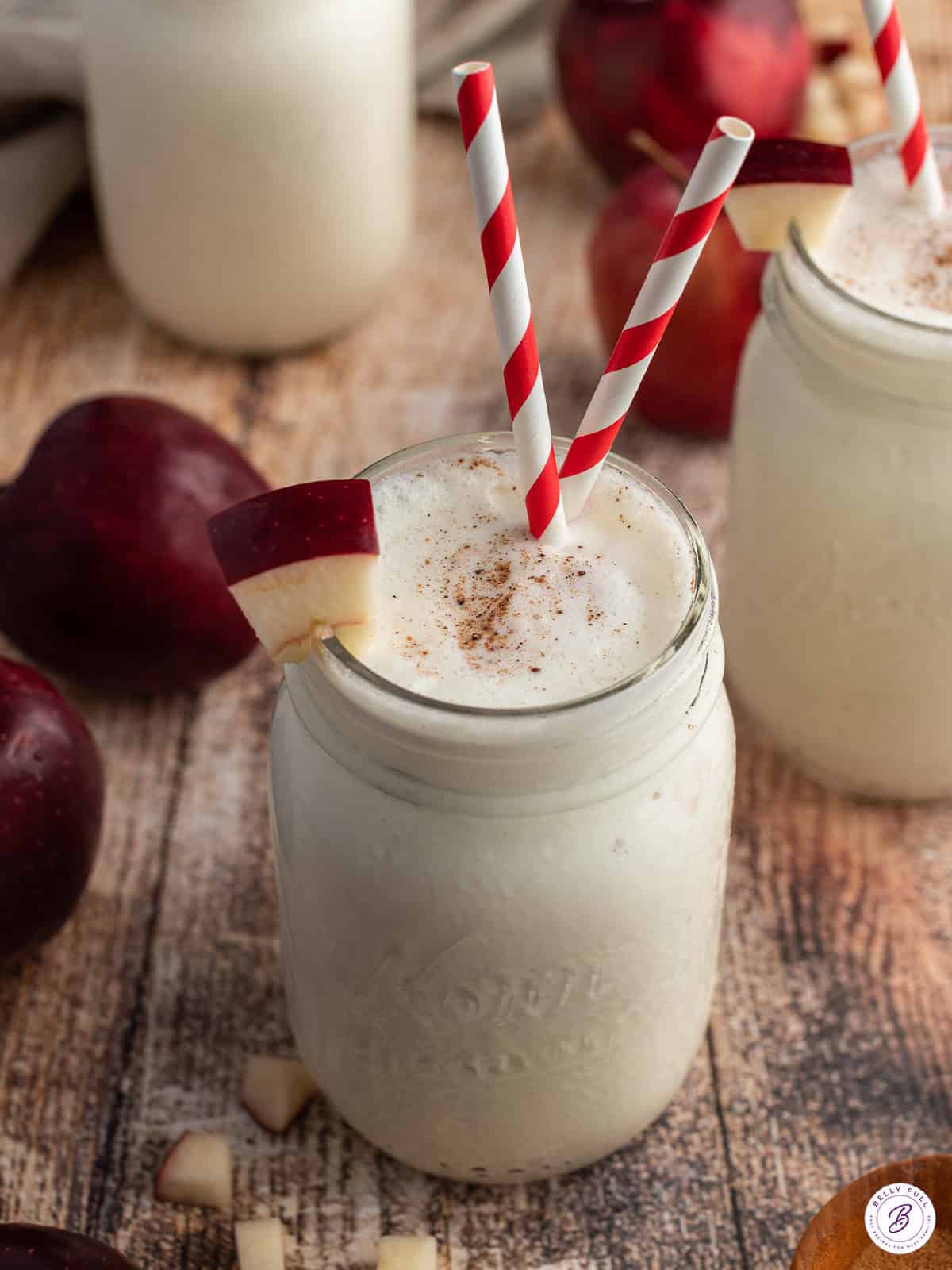 Apple Pie Smoothie in mason jar with straws