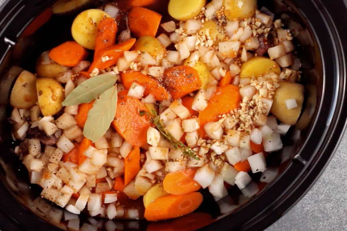 ingredients for beef stew in crockpot