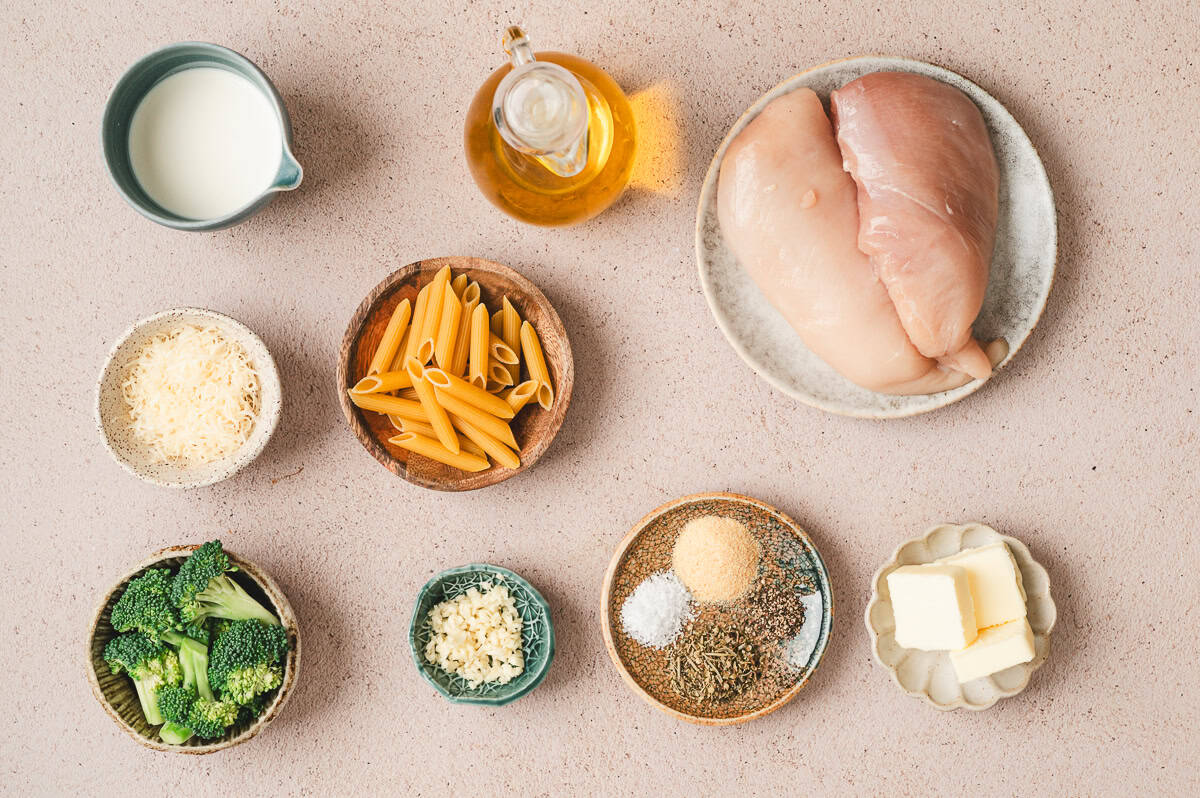 Chicken alfredo pasta ingredients