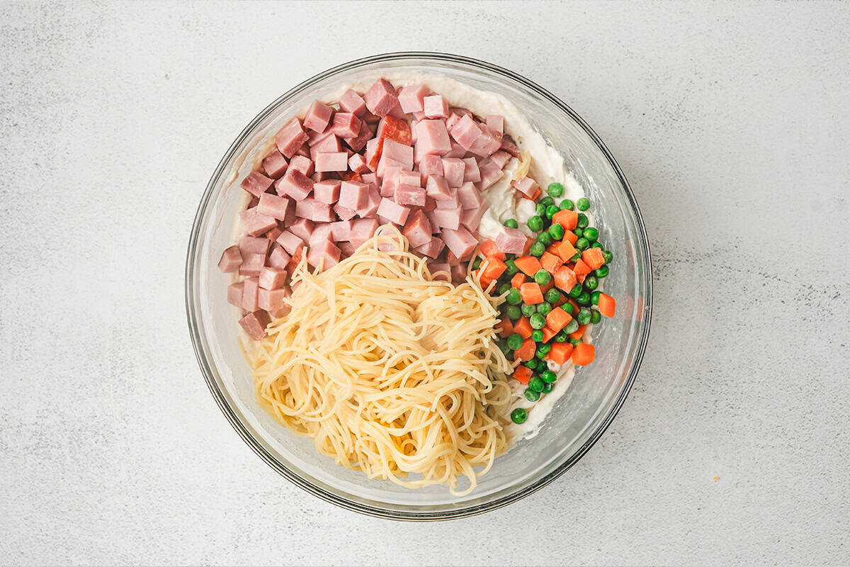 ham and vegetables combined with cream sauce for ham tetrazzini