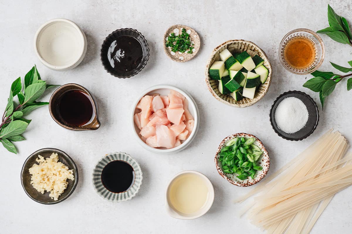 Drunken noodles ingredients